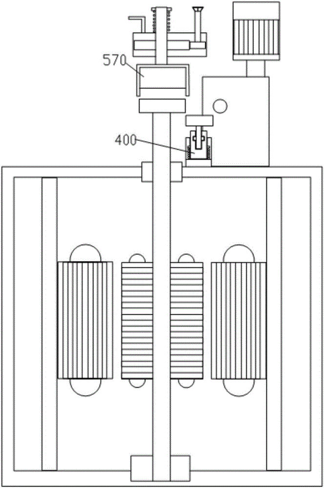 High-voltage transformer with accurately-controlled transformation ratio