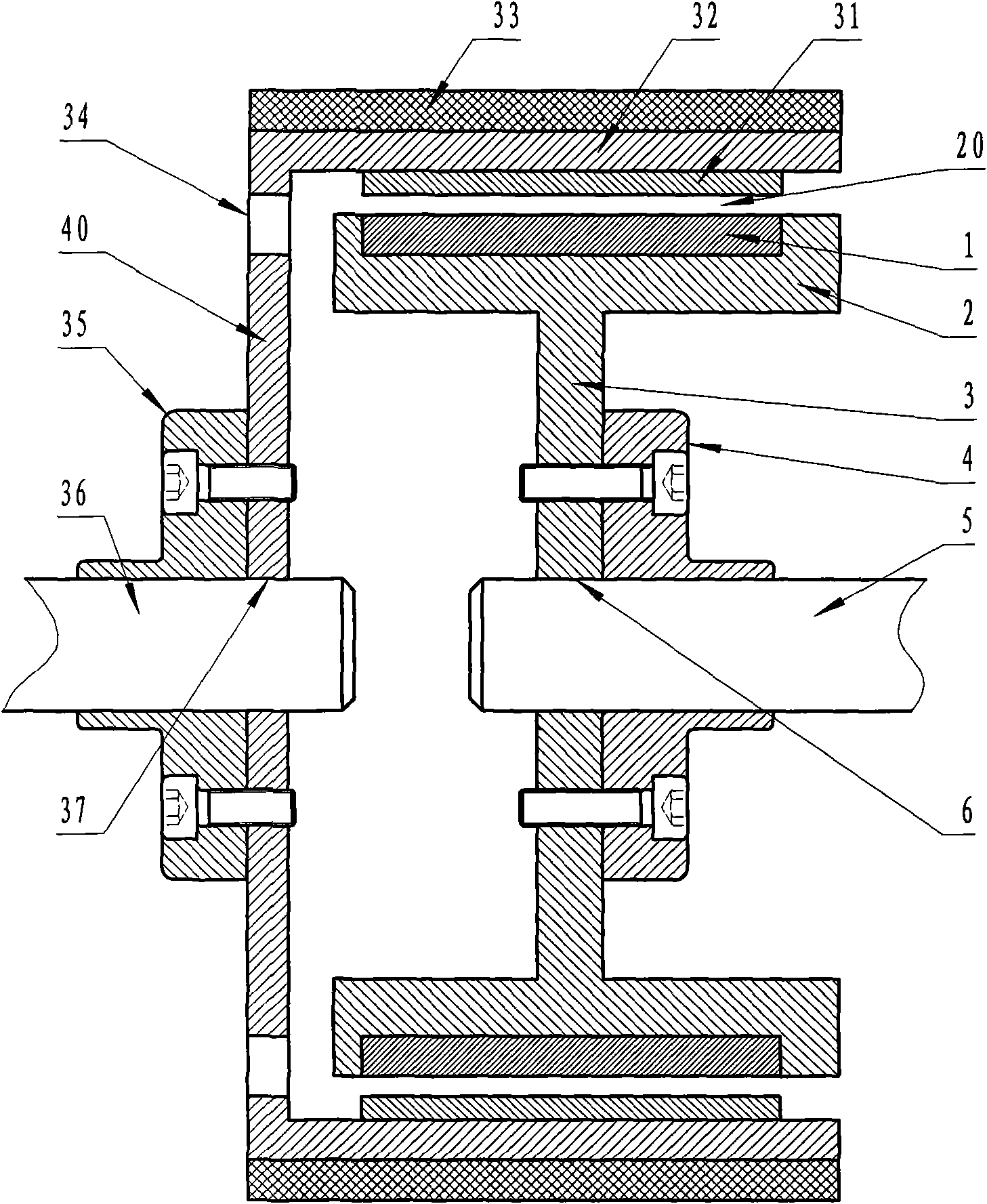 Permanent magnet coupling device for cylindrical transmission shaft