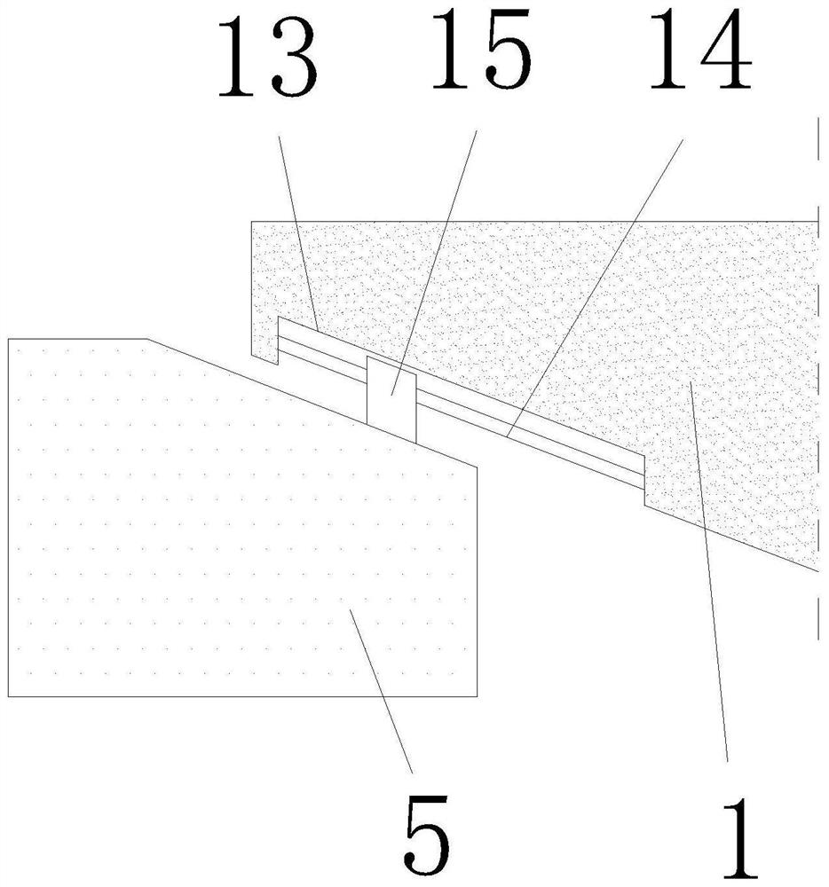 Stable circular knitting machine base