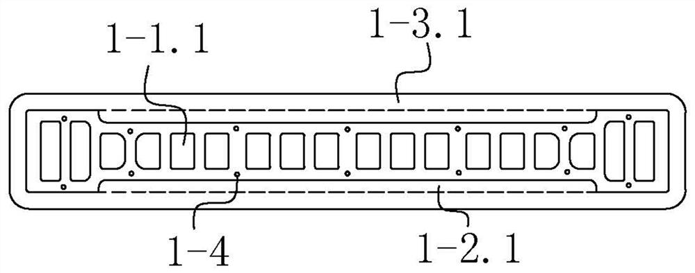 Reinforced foaming floor, and extrusion die and equipment set for preparation of reinforced foaming floor