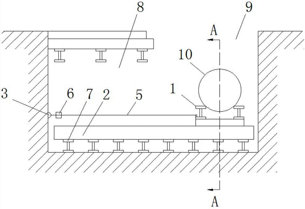 Transverse moving device for launch shaft heading machine