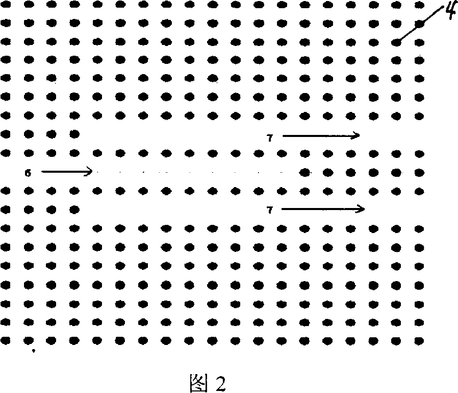 Photonic crystals splitter based on SOI and preparing method