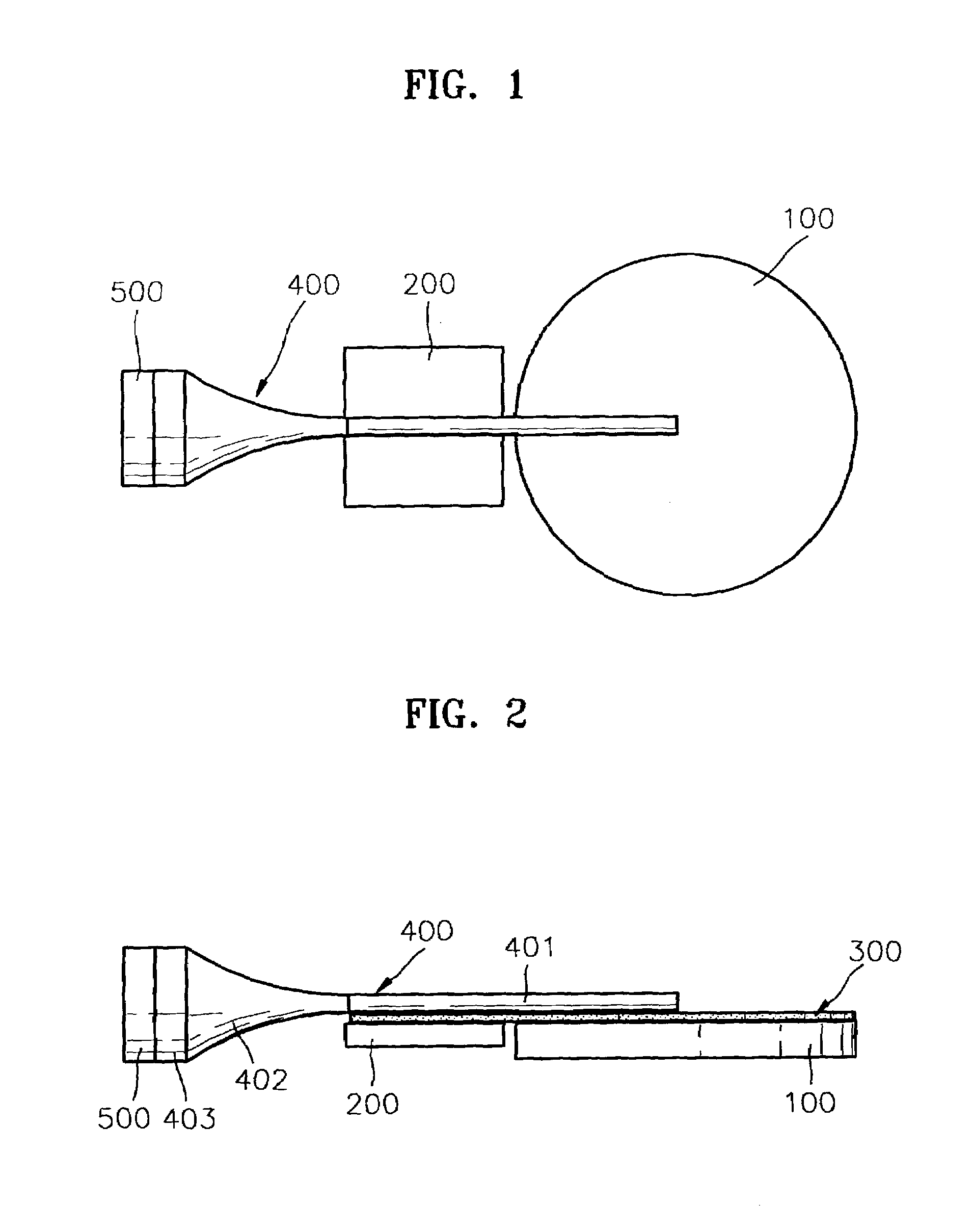 Apparatus and method for cleaning a semiconductor wafer