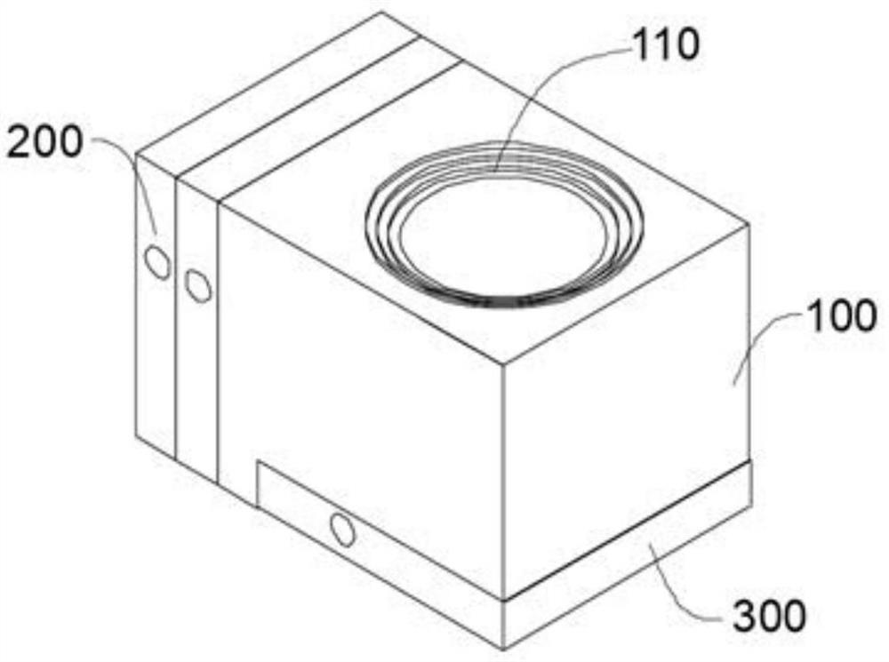 Flow type electrolytic tank for photoelectrocatalytic reaction