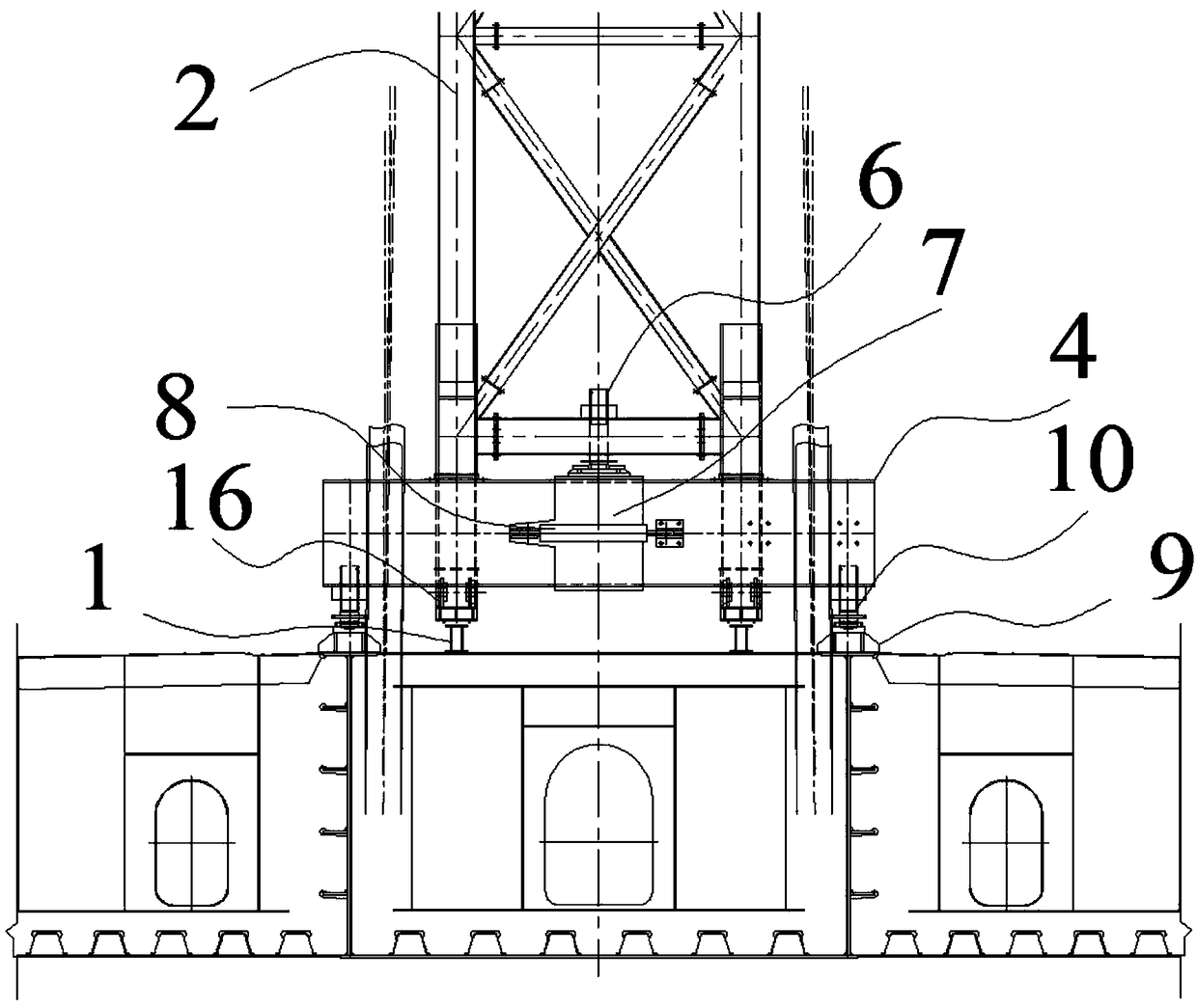 Central cable surface steel box girder integral type bridge deck crane