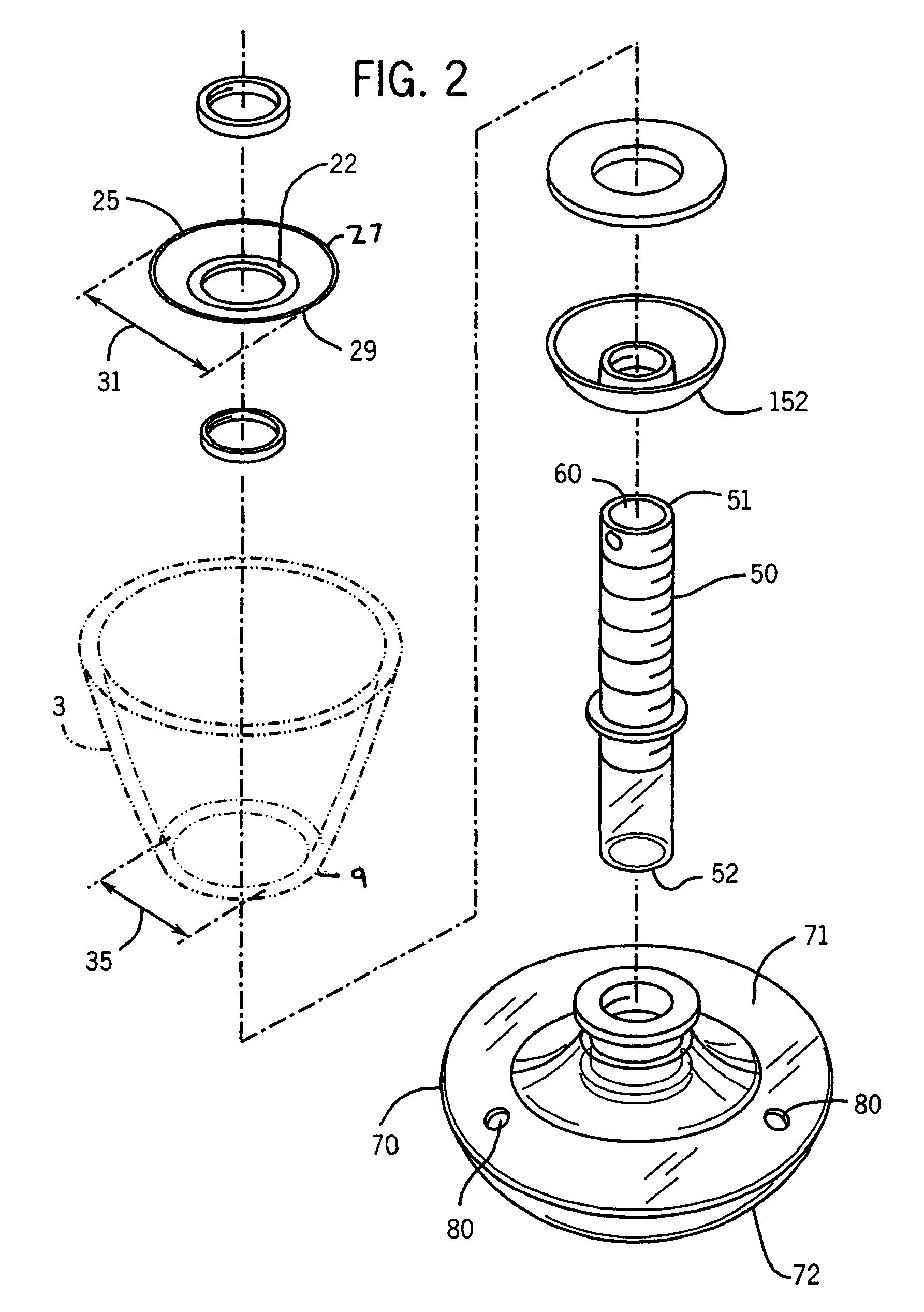 Bird feeder with adjustable sealing feeding port