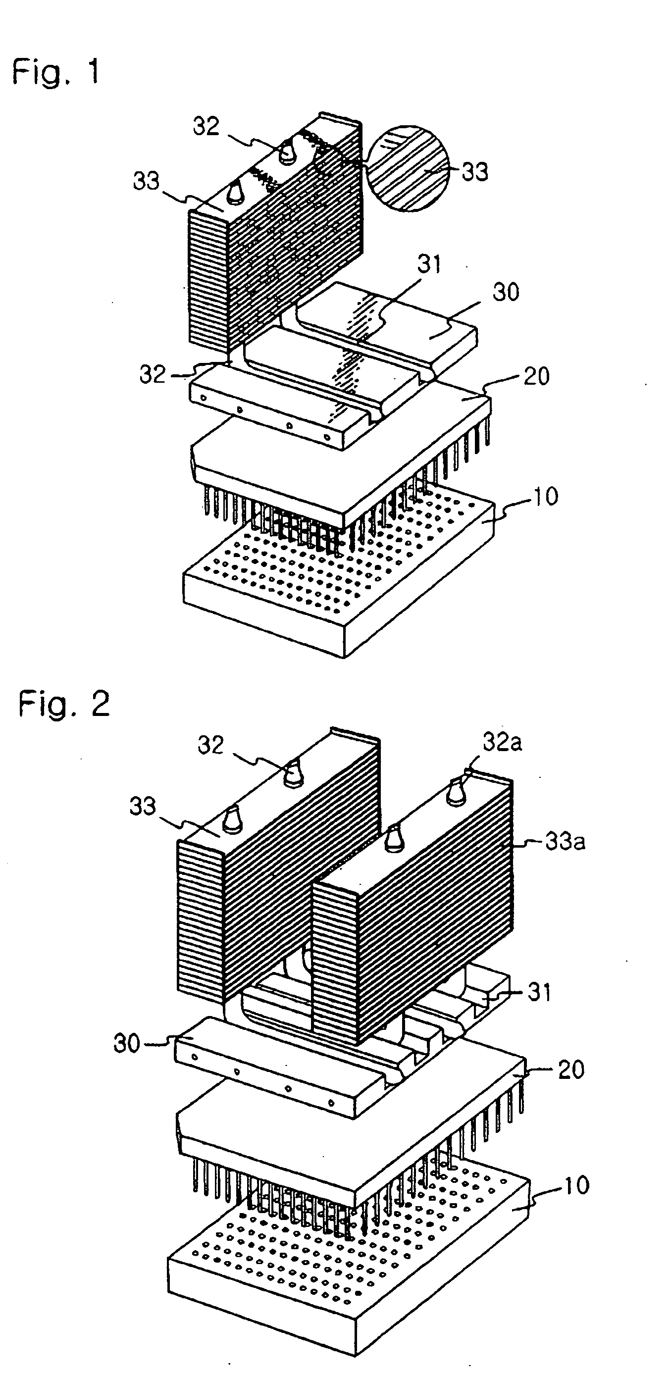 Semiconductor chip cooling module with fin-fan-fin configuration