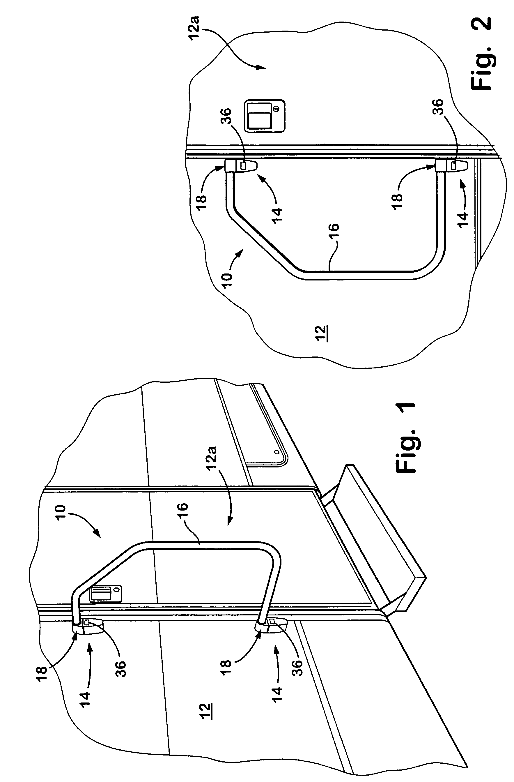 Folding handle assembly for a vehicle