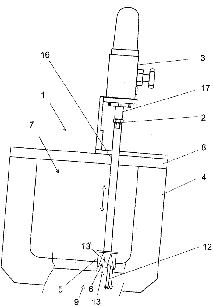 Feeder channel for diluting fluid