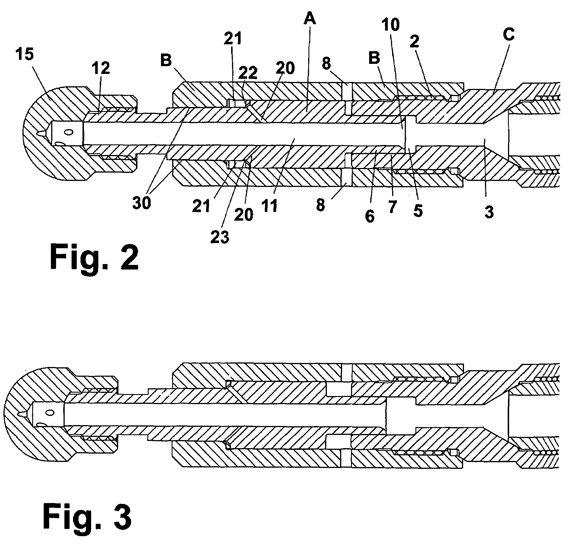 Self regulating fluid bearing high pressure rotary nozzle with balanced thrust force