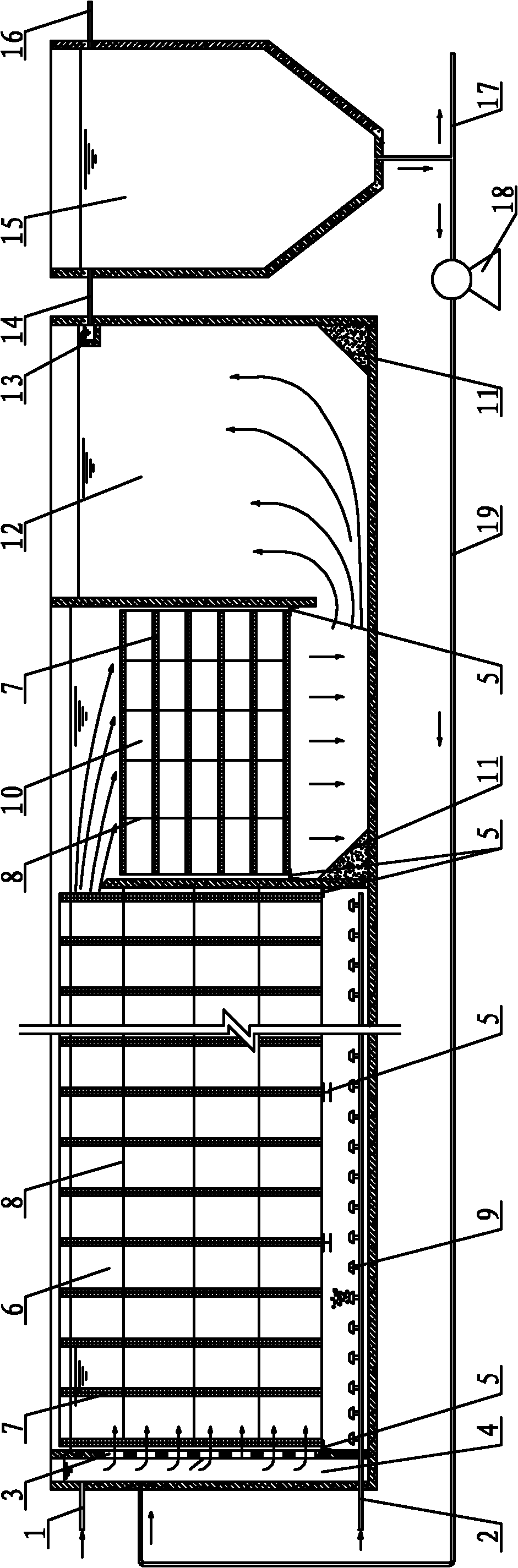 Method for treating sewage by utilizing grid aeration tank