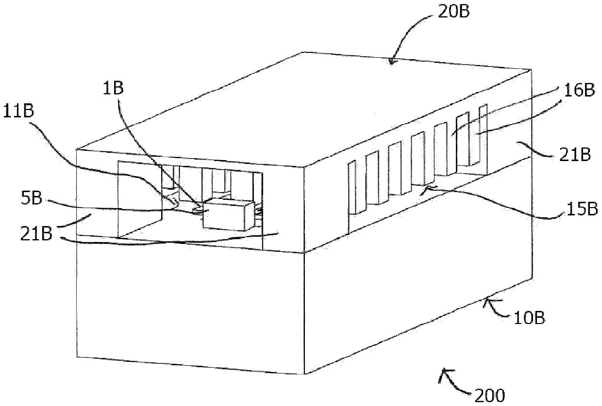 Packaging structure comprising at least one transition forming contactless interface