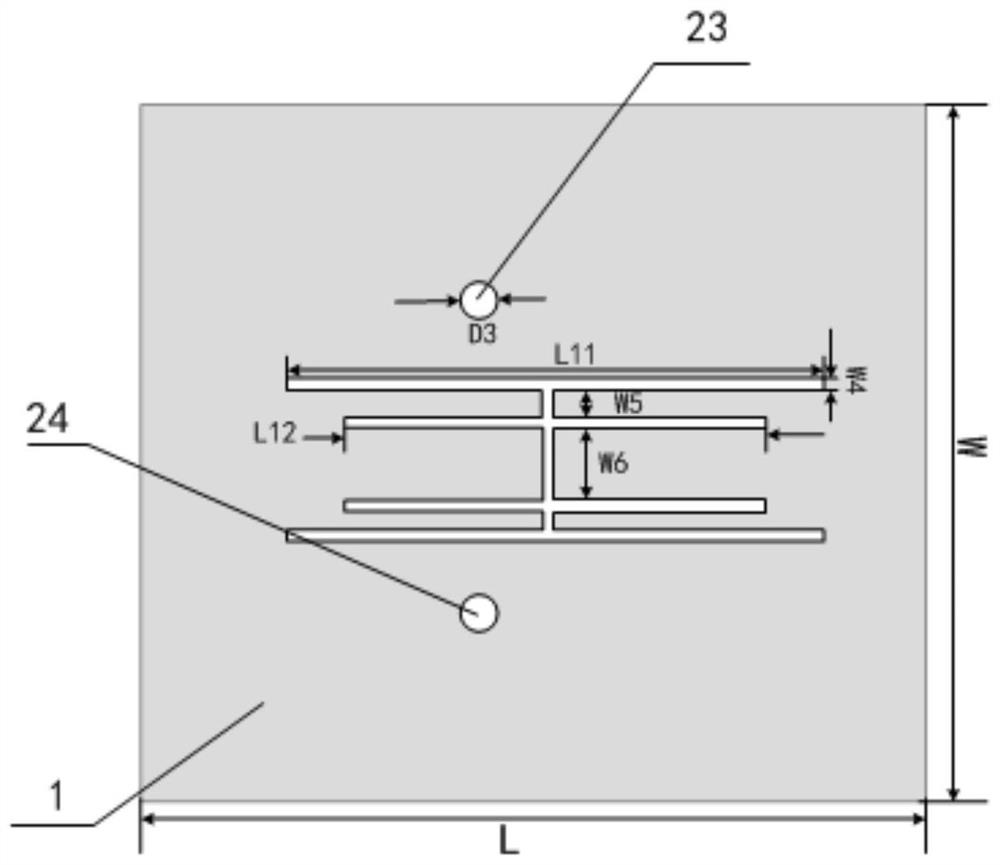 Decoupling structure between adjacent rectangular patches in dual-band antenna array