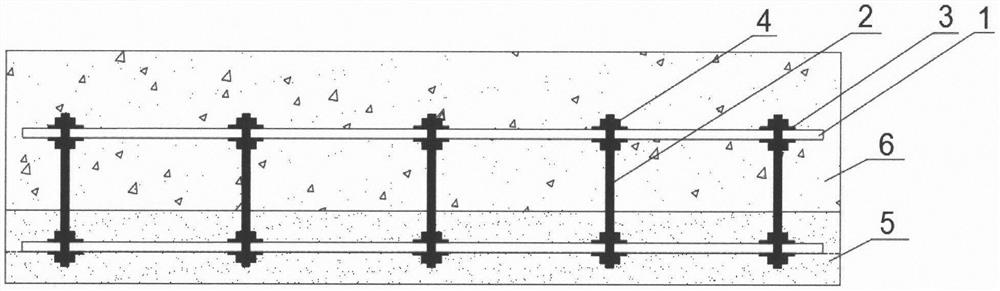 Device for reinforcing UHPC-NC interface bonding through split bolts and manufacturing method