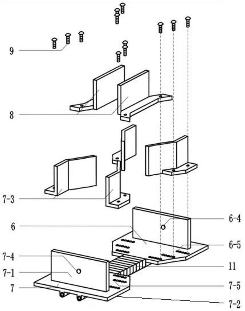 Gravel-mixed clay tensile device and test method suitable for different gravel-mixed particle sizes