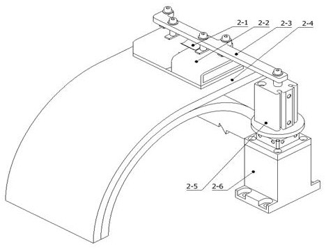 Folding and conveying device and method for cigarette trademark inner frame paper