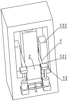 Punching device of board press for bamboo chip test