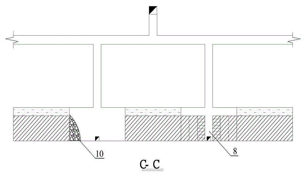 Divided mining method for inclined medium-thick ore body with unstable false roof