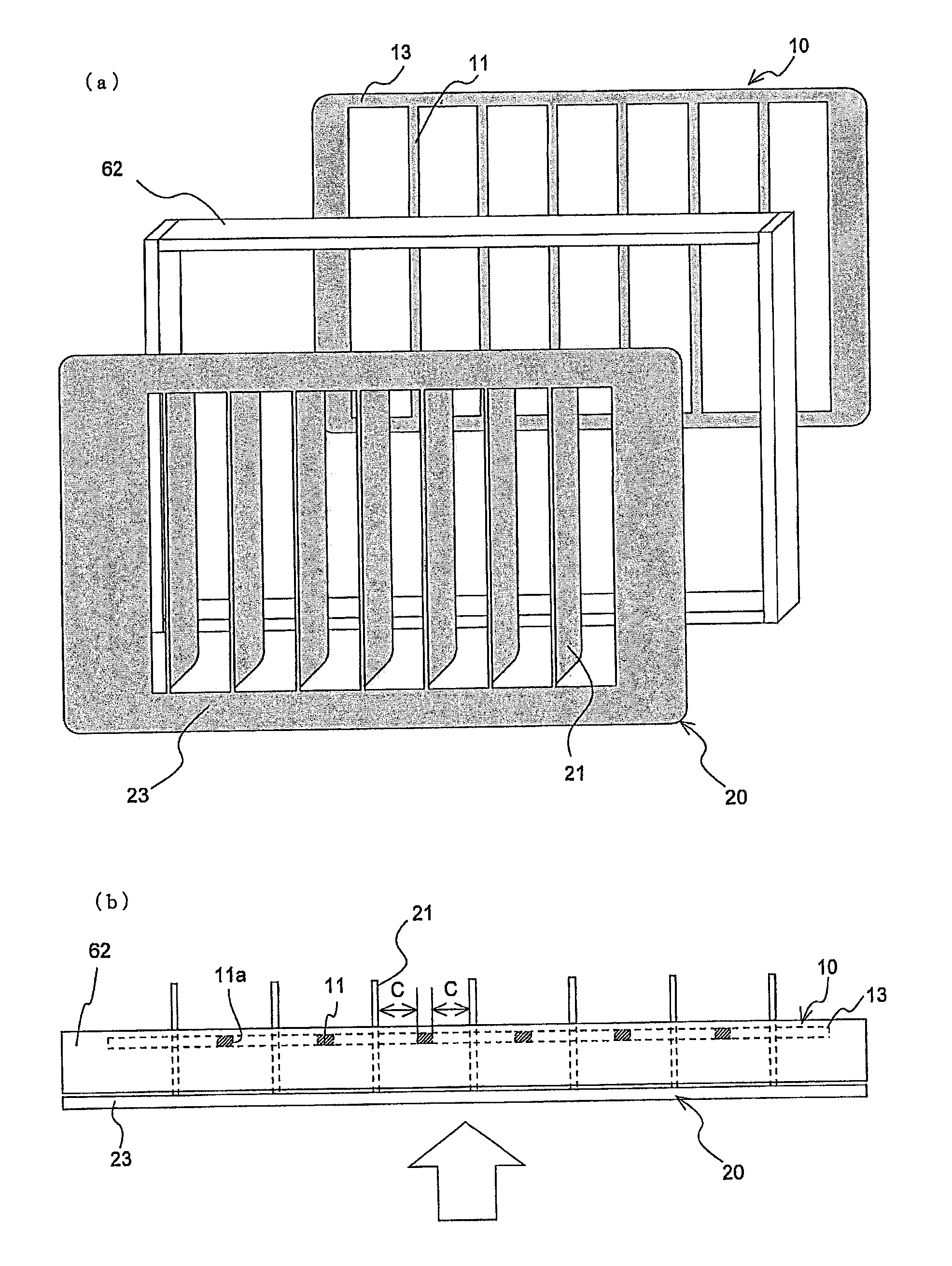 Corona discharge device and air-conditioning apparatus