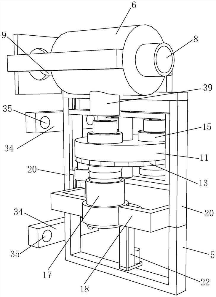 Scroll compressor with pressure regulating device and assembling method thereof