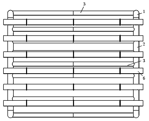 A method and device for controlling the solid-state fermentation temperature of liquor