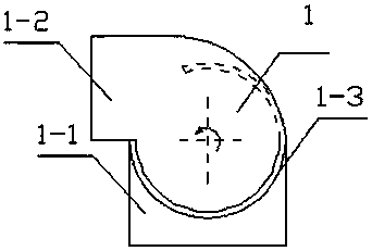 Traditional Chinese medicinal material smashing device and using method thereof