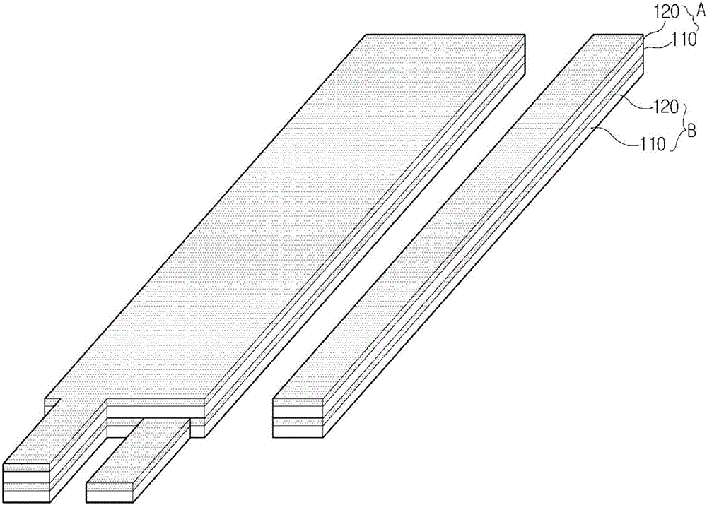 Leak sensor for side detection