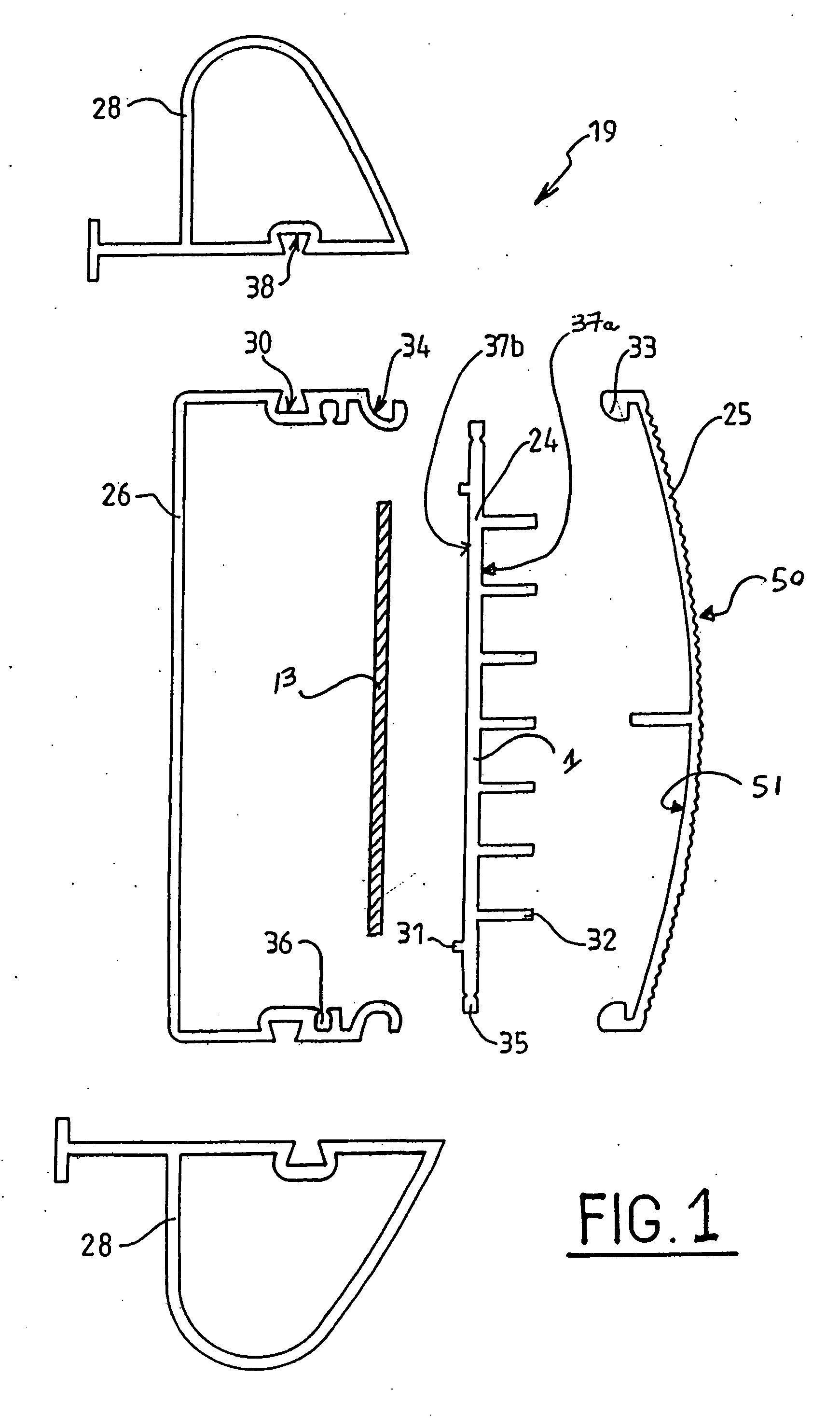 Temperature exchanging element made by extrusion and incorporating an infrared radiation diffuser