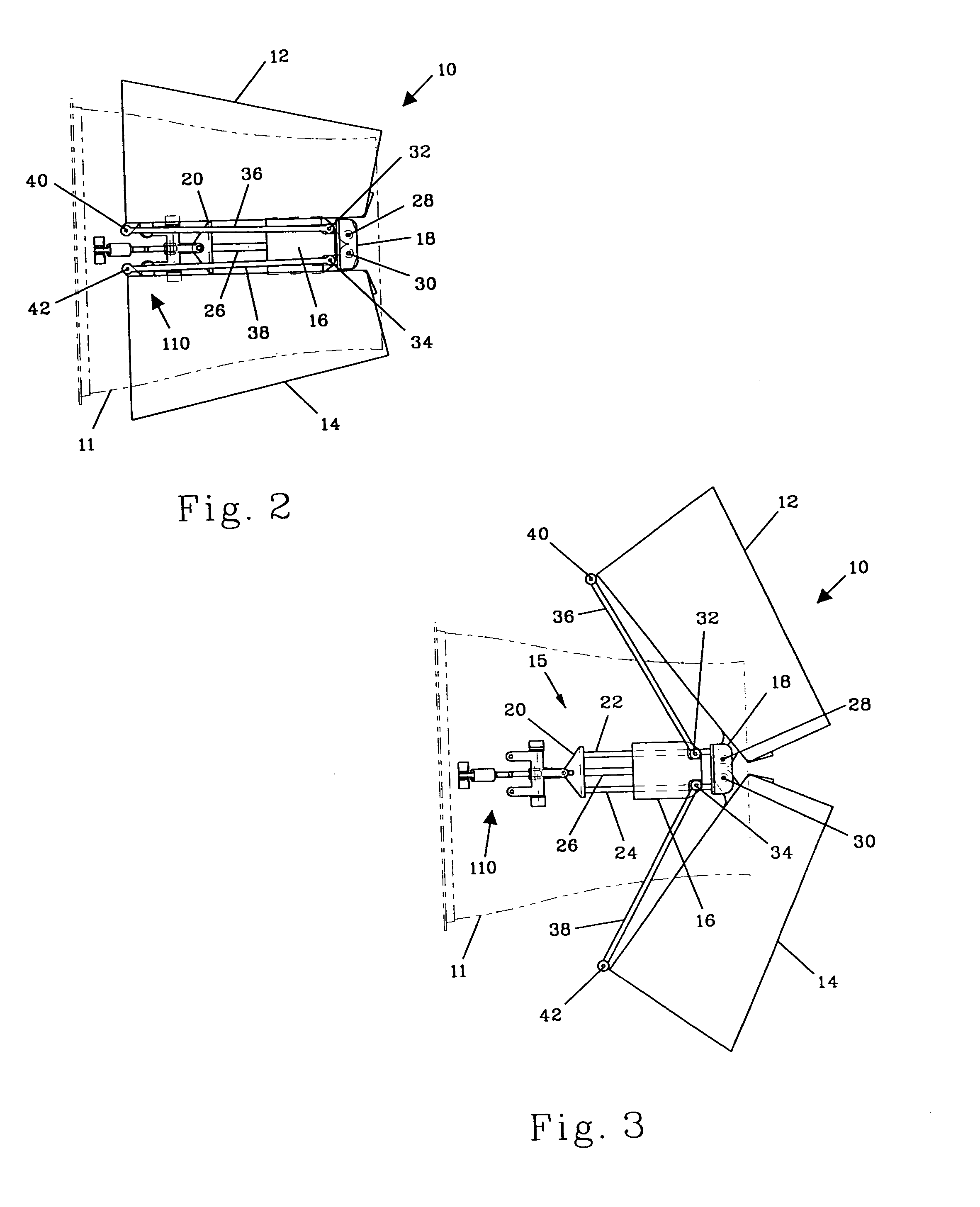 Thrust reverser with sliding pivot joints