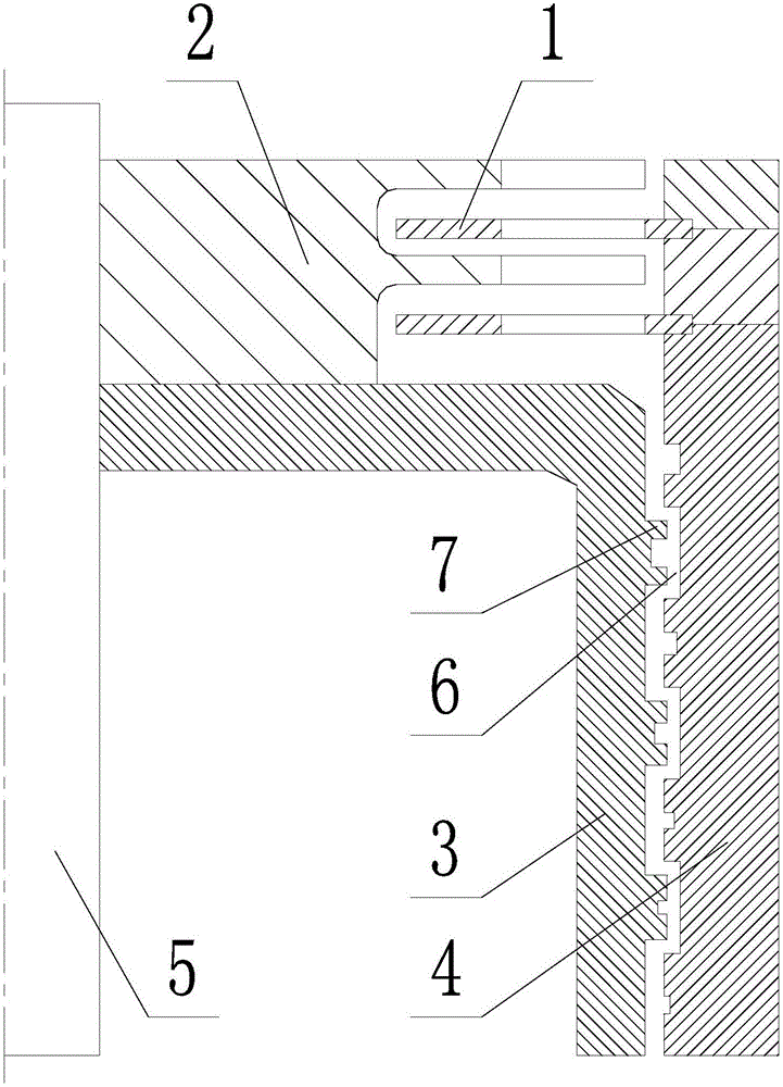 Compound molecular pump using segmented structure traction level