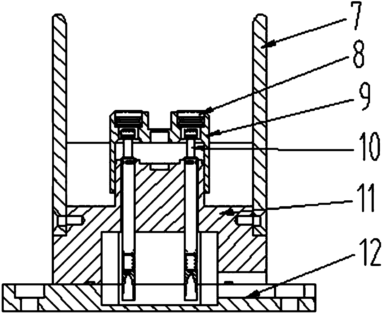 A waterproof and dustproof quick plug and its working method