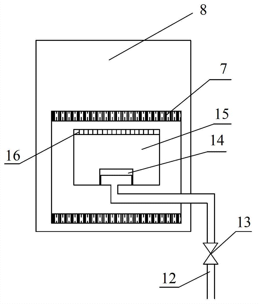 Method and device using biomass boiler smoke to dry biomass raw material