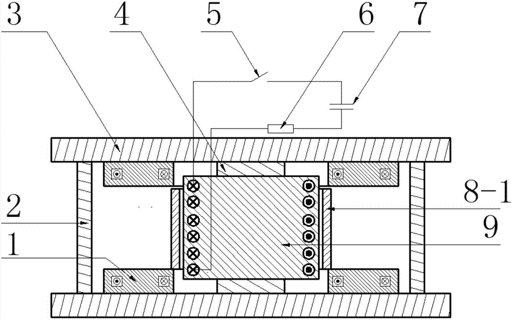 Electromagnetic moldless forming method and device of pipes based on background magnetic field