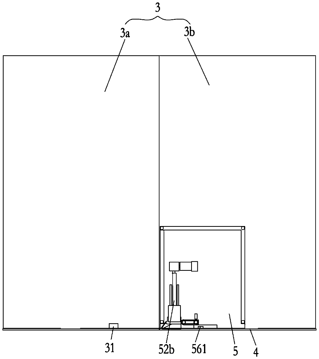 Elevator capable of automatically cleaning landing doors and car doors