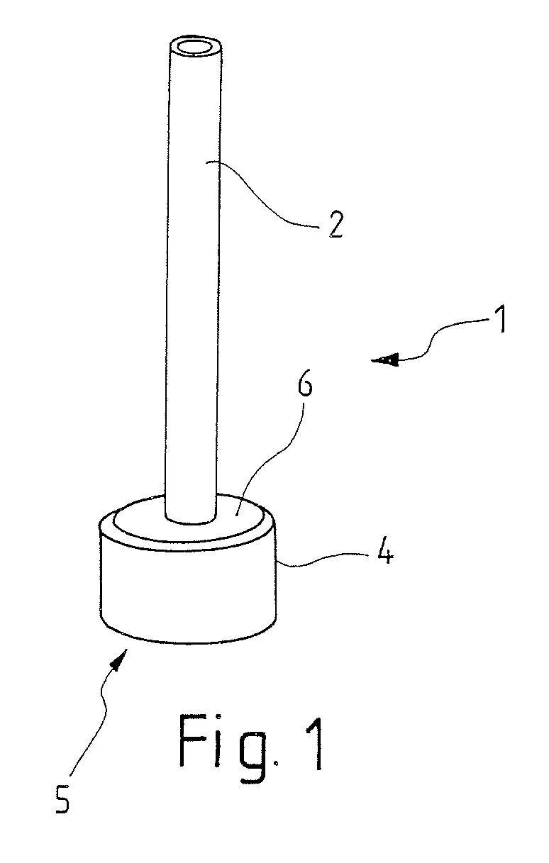 Device for measuring a filling level of a liquid in a container with an ultrasound sensor