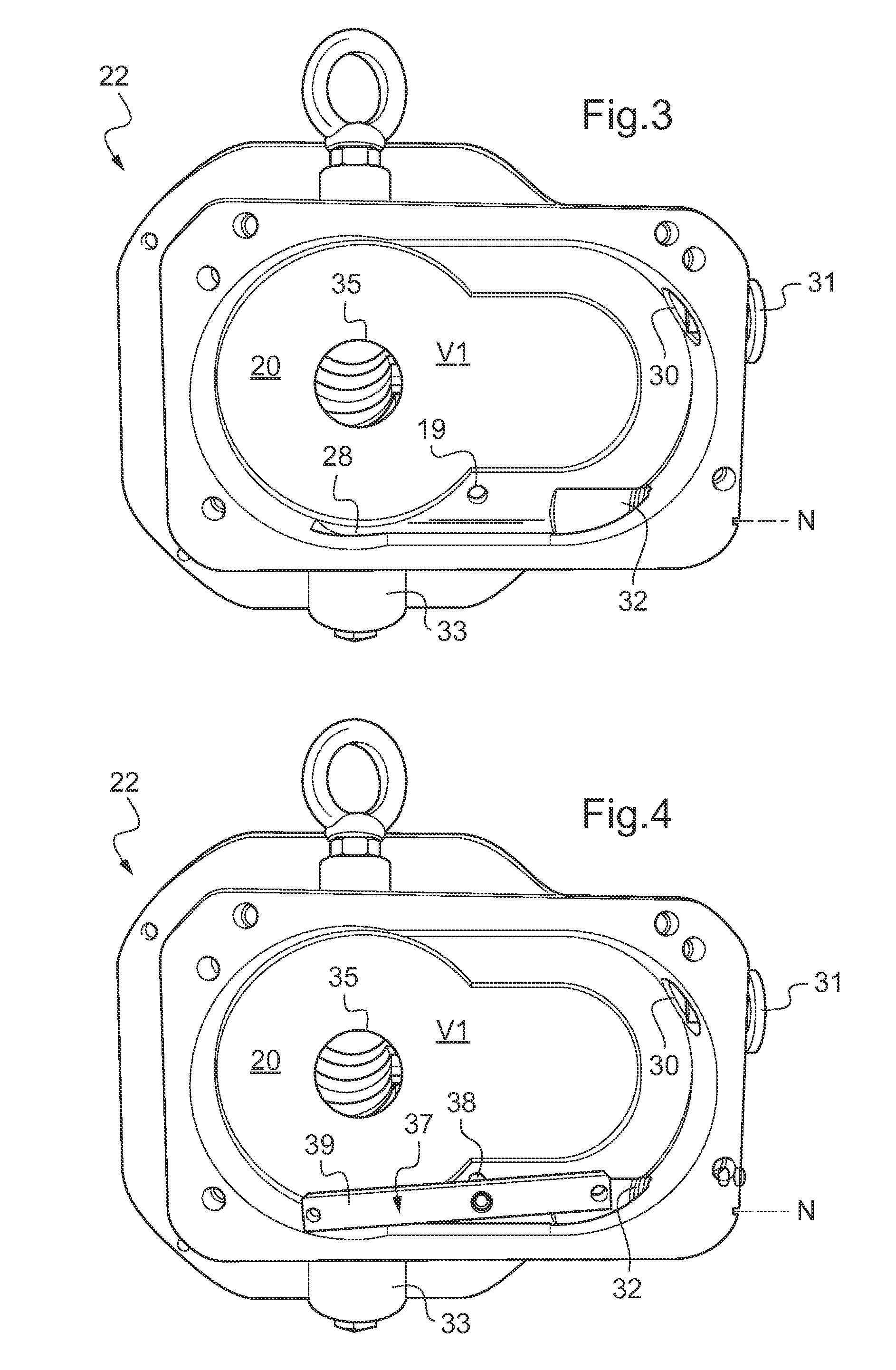 Dry vacuum pump having multiple lubricant reservoirs