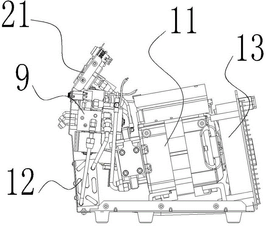 Full-automatic four-port recycling machine and using method thereof