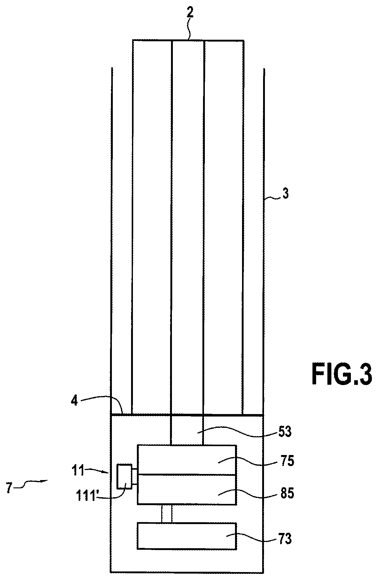 Applicator device with automatic retraction