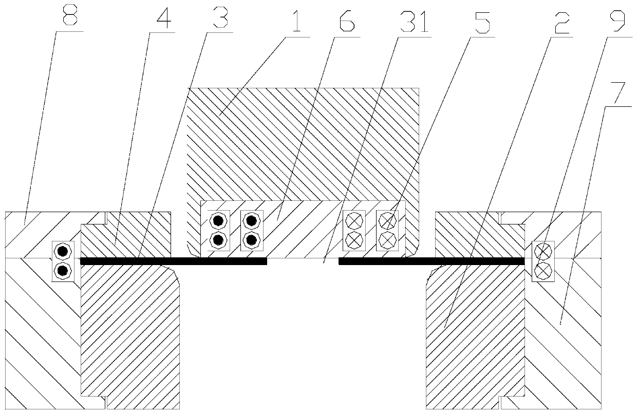 An electromagnetic forming device and method for improving the limit and quality of plate turning hole