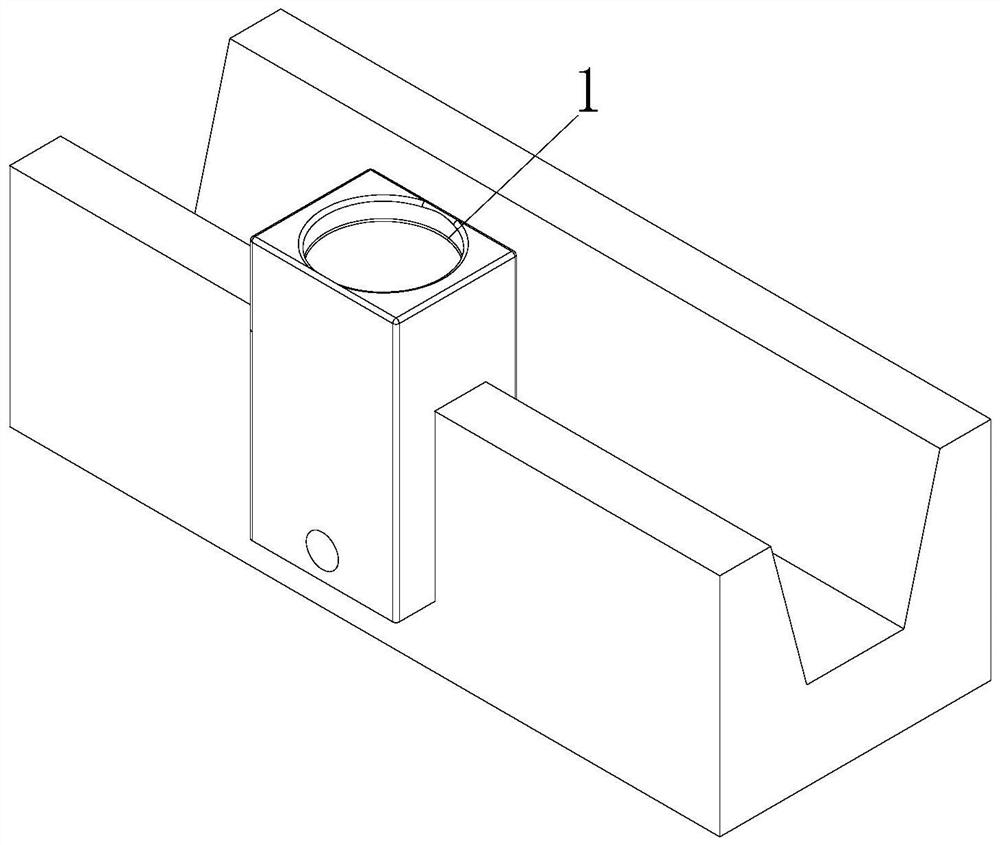 Mechanical irrigation device for agricultural production