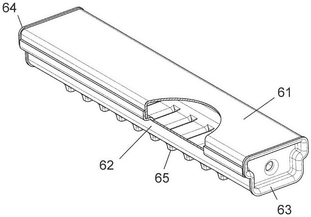 Power battery temperature regulating device and manufacturing method thereof