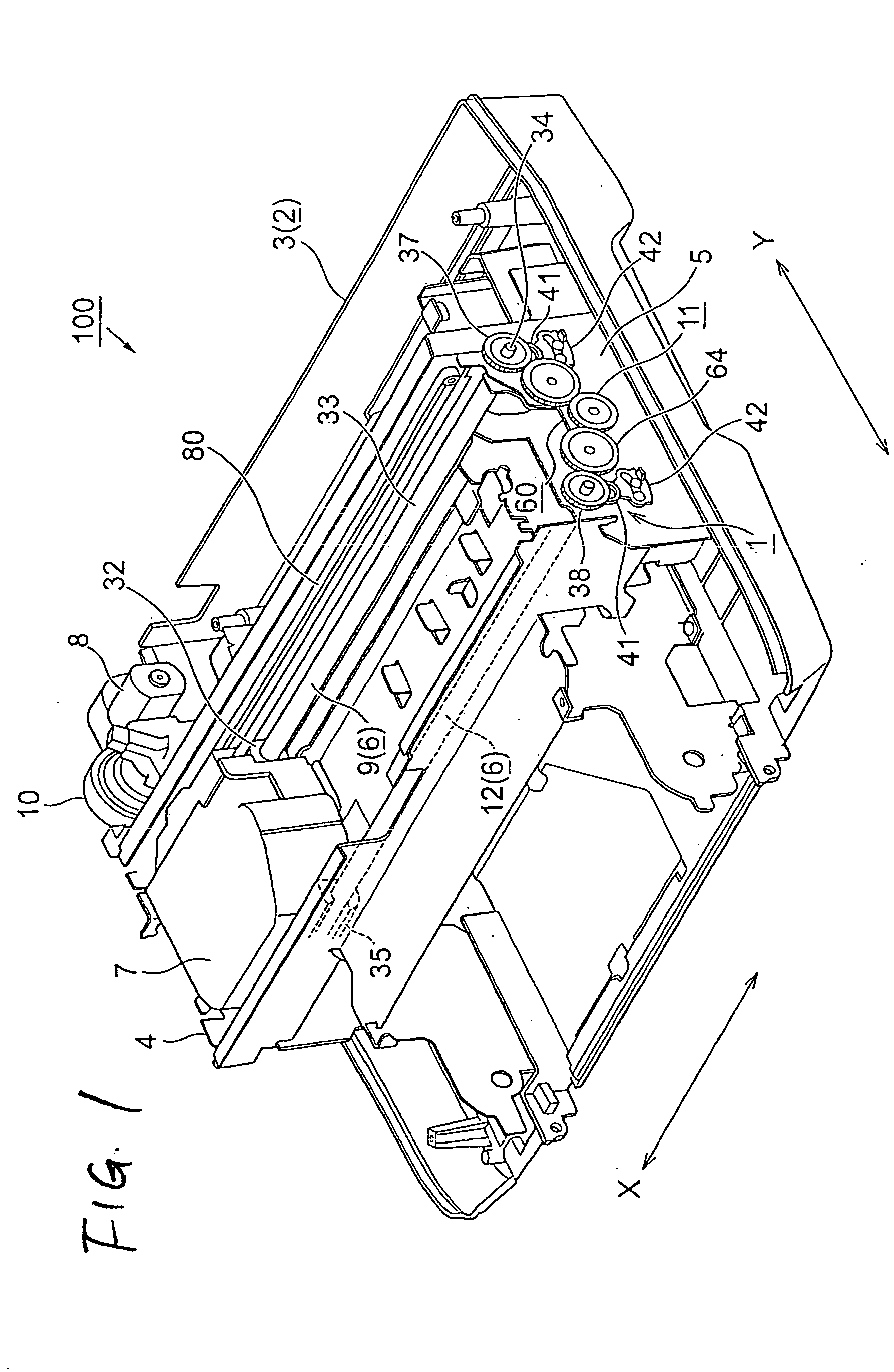 Gap adjusting device, recording apparatus and liquid ejection apparatus