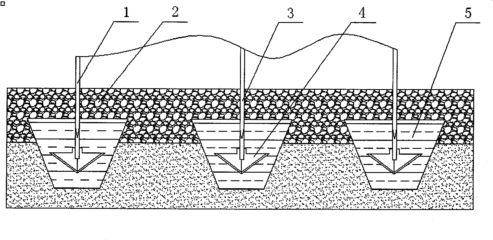 Method for improving hardened deteriorated grassland and special elastic claw type loosener