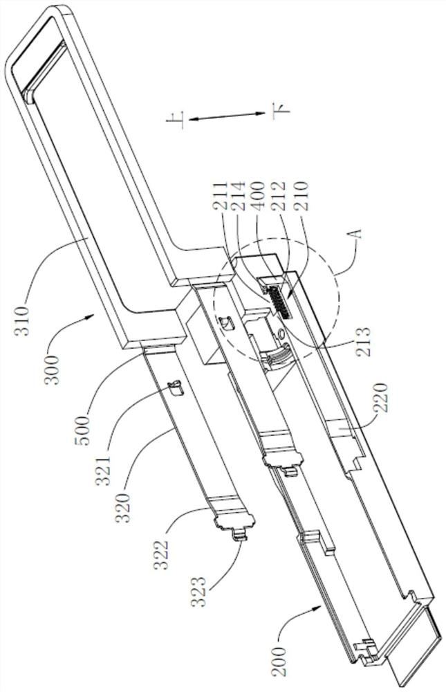 Spring assembling structure and optical module thereof