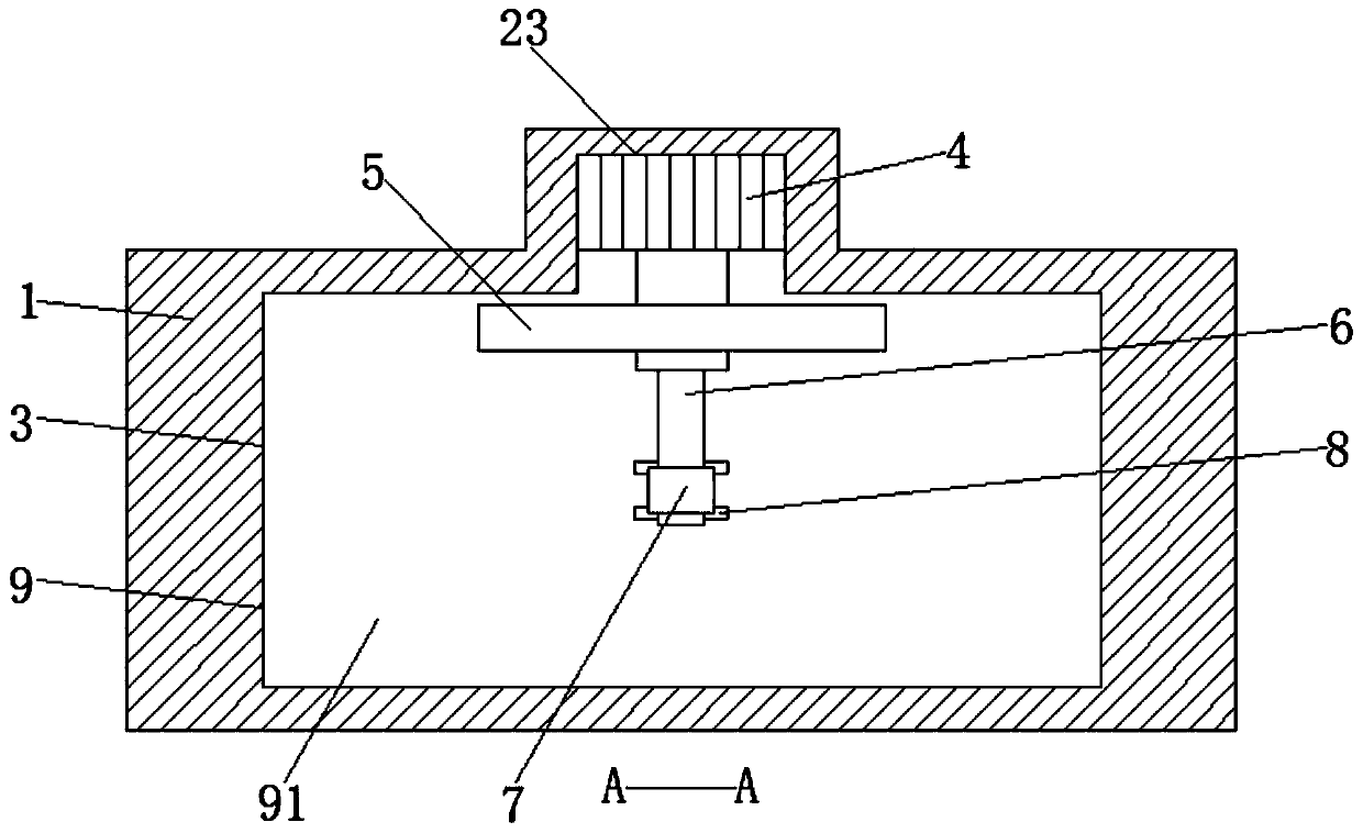 Alum crushing device for sewage disposal purification