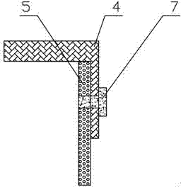 Frost-and-expansion resistant protection body for water transmission tower of water reservoir, and arranging method thereof