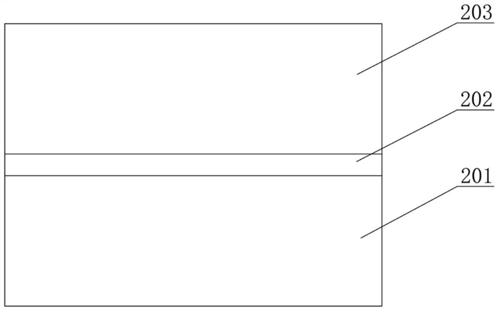 Long-service-life pavement structure based on sandwich structure and construction method thereof