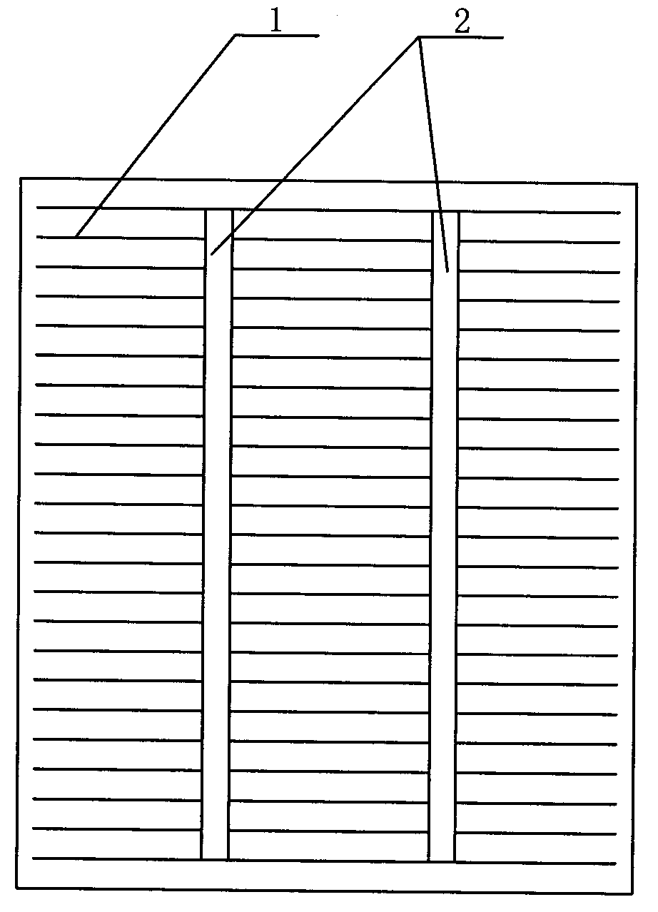 Method for preparing semiconductor secondary grid-metal primary grid crystalline silicon solar battery