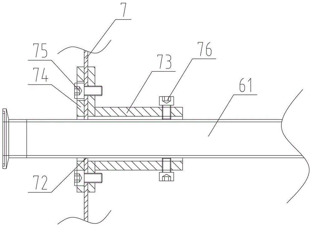 Mounting structure for spray tube with real-time observation function in dynamic powder sterilization cabinet