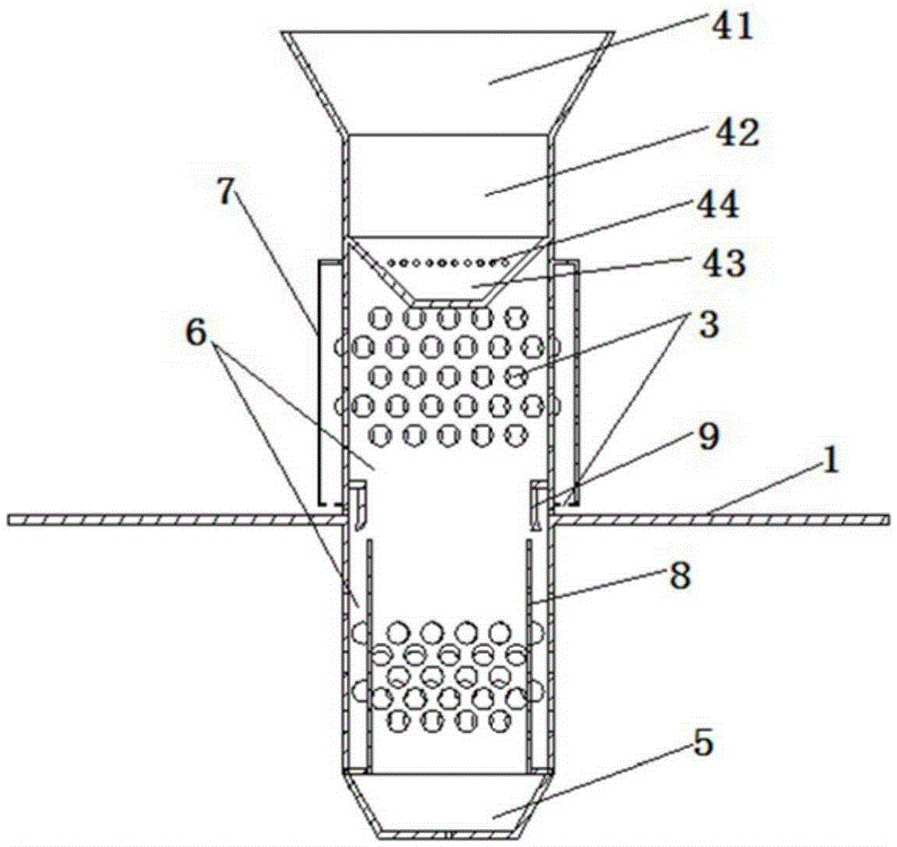 A low-resistance high-efficiency tray